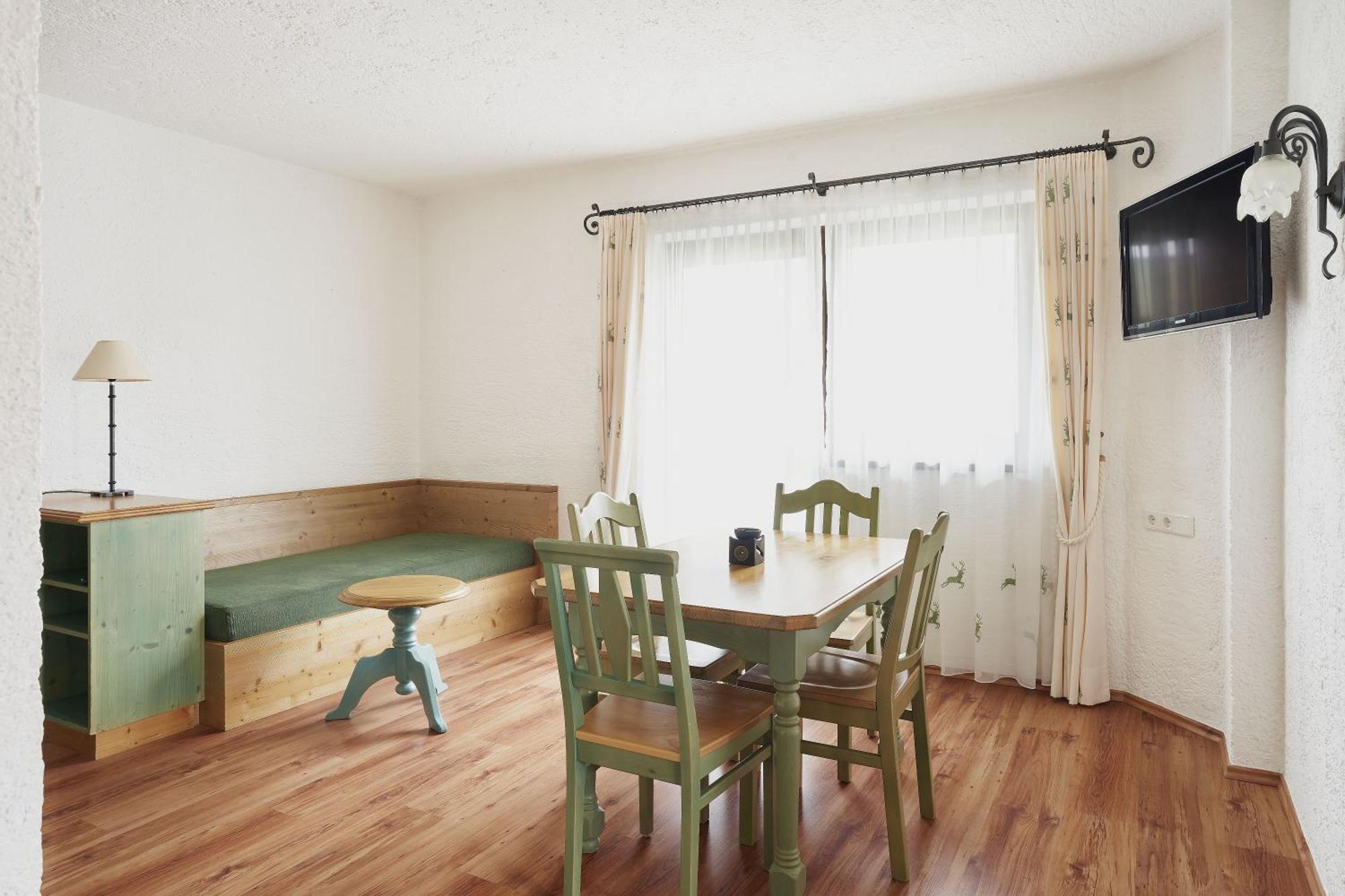 Rosamunde Apartments Leutasch Chambre photo